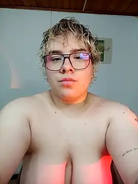 amalia love online show from 12.21.25