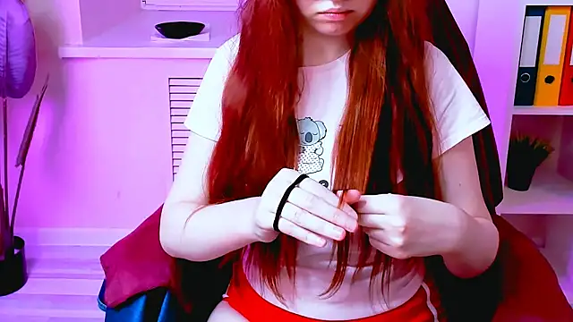 CarolGiggly online show from 10.28.25