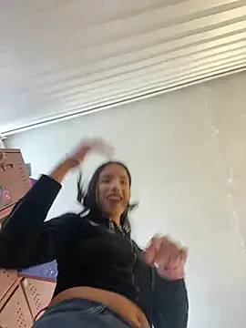 Praga Pink online show from 04.22.26