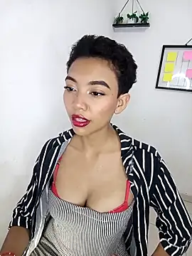 Snapshot of lianisrose chatting on 03.13.26 lianisrose online show from 03.13.26