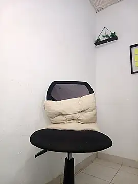 Snapshot of lianisrose chatting on 03.15.26 lianisrose online show from 03.15.26