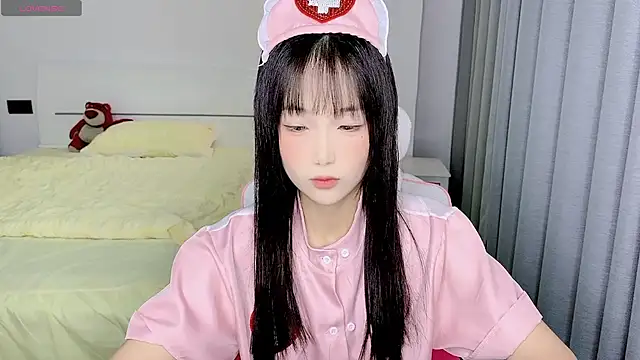 Snapshot of -Wendy__ chatting on 12.19.24 -Wendy online show from 12.19.24