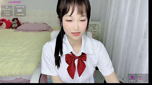 Snapshot of -Wendy__ chatting on 03.02.25 -Wendy online show from 03.02.25
