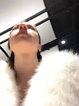 Lia  Love online show from 01.22.25