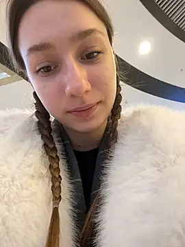 Lia  Love online show from 02.04.25