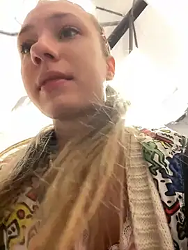 Lia  Love online show from 03.11.25