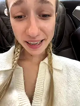 Lia  Love online show from 09.15.25