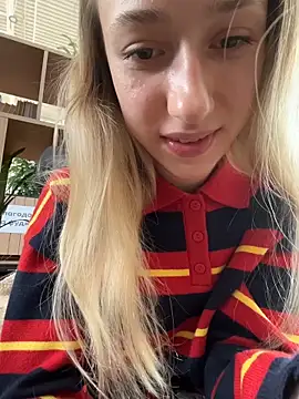 Lia  Love online show from 10.07.25