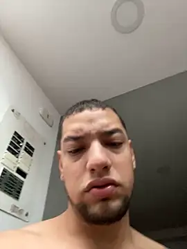 Snapshot of MrSoulMommy chatting on 12.19.24 MrSoulMommy online show from 12.19.24