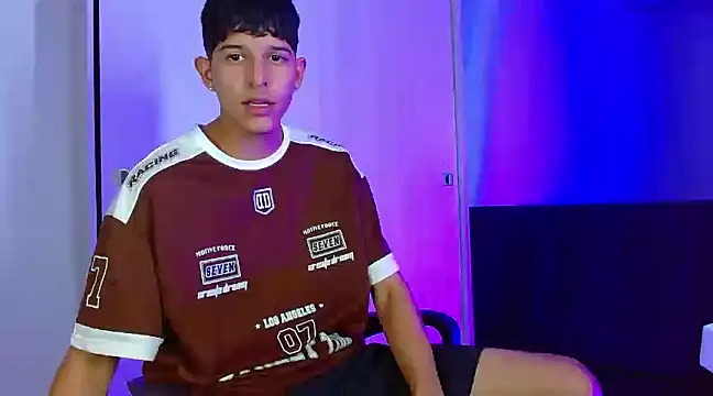 LiamGadiell online show from 12.25.24