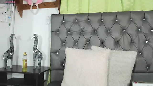 catalina Ada online show from 02.15.25