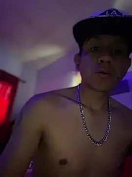 oiram27 online show from 04.17.26