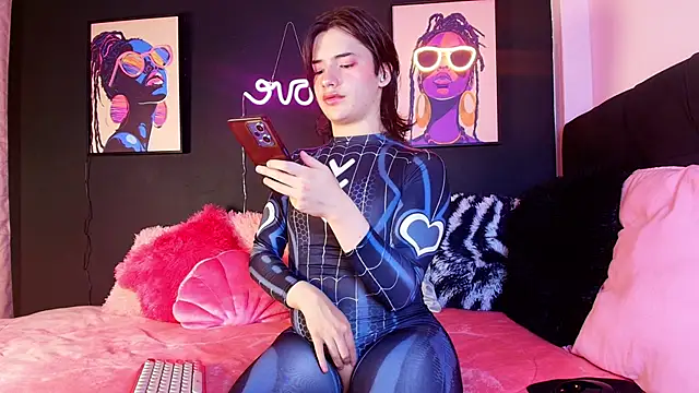 Angel shiny online show from 12.23.25