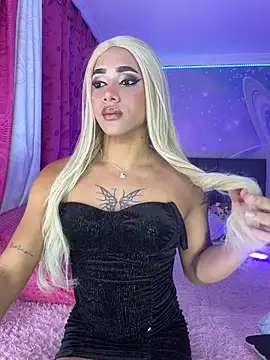 Snapshot of Thalia_girl21 chatting on 07.03.26 Thalia girl21 online show from 07.03.26