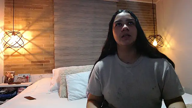 Scarlett Jazmin online show from 12.05.25