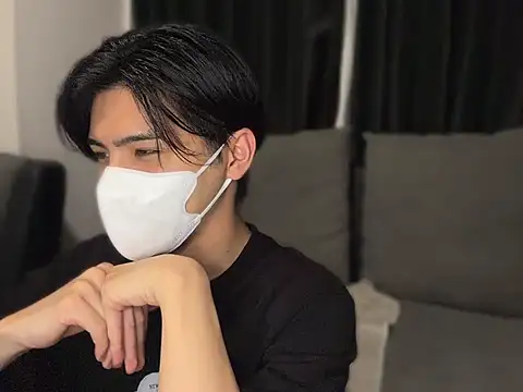 Snapshot of Lio_kun chatting on 06.26.26 Lio kun online show from 06.26.26