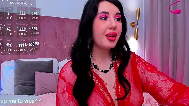 Mayzzie online show from 02.18.25