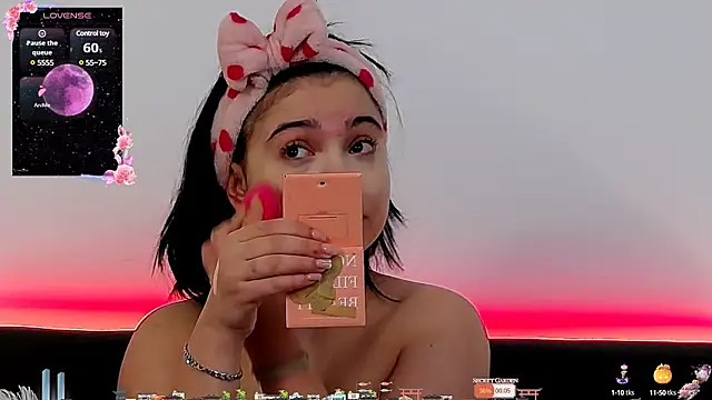 AveryWillow online show from 02.05.25