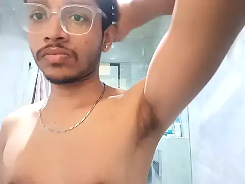 Snapshot of skinnyyyyyyyyy chatting on 01.21.25 skinnyyyyyyyyy online show from 01.21.25