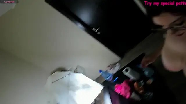 Milla Heart online show from 02.03.25