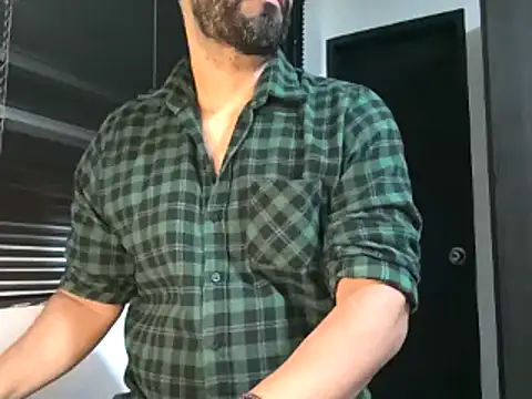 bruce bigg online show from 02.05.25