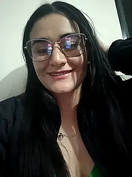 Hanna Kinsley online show from 12.21.24