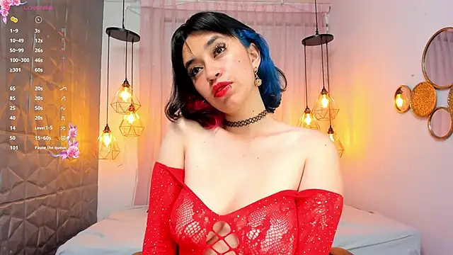 Snapshot of MAGIC_SOFI chatting on 01.31.25 MAGIC SOFI online show from 01.31.25