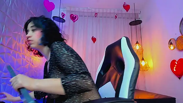 Snapshot of MAGIC_SOFI chatting on 02.15.25 MAGIC SOFI online show from 02.15.25