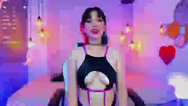 Snapshot of MAGIC_SOFI chatting on 02.21.25 MAGIC SOFI online show from 02.21.25