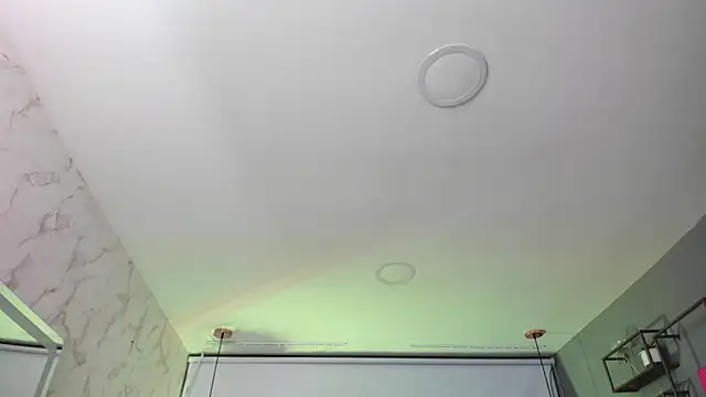 Snapshot of MAGIC_SOFI chatting on 10.16.25 MAGIC SOFI online show from 10.16.25