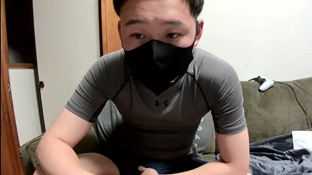 Snapshot of tuki_fu chatting on 12.16.24 tuki fu online show from 12.16.24