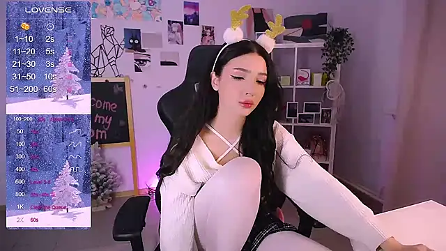 EmmaKeam online show from 12.22.24