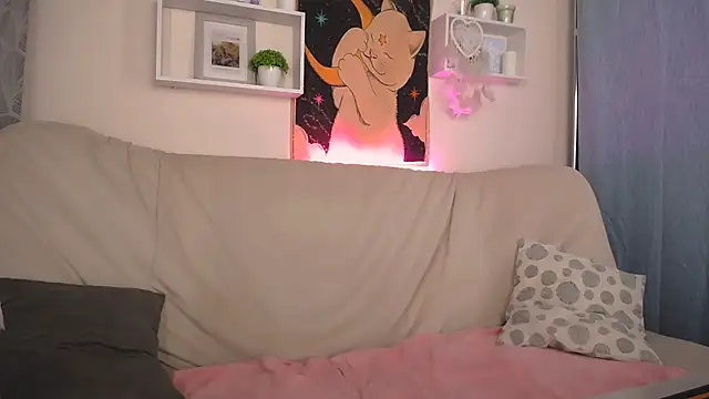 EmmaKeam online show from 01.27.25