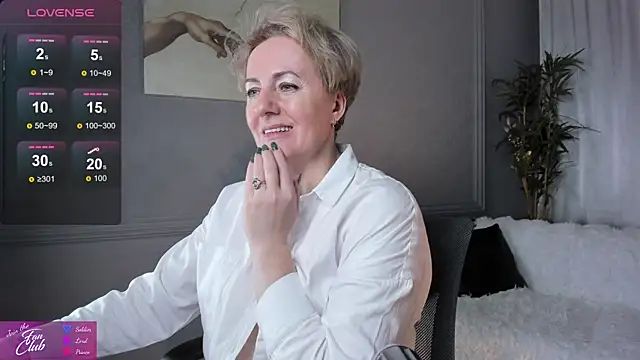 Nika Smit online show from 02.01.25