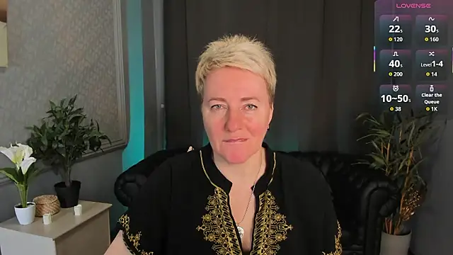 Nika Smit online show from 03.29.26