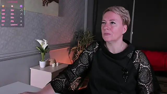 Nika Smit online show from 06.20.26