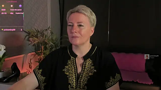 Nika Smit online show from 06.28.26