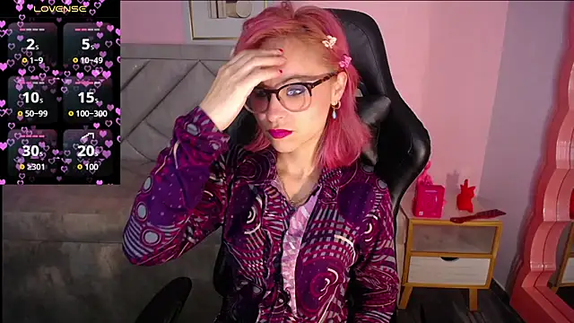 Snapshot of abril_ch_ chatting on 02.21.26 abril ch online show from 02.21.26