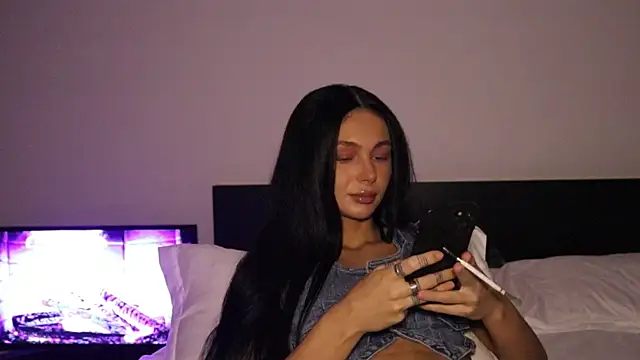 IvyKaelani online show from 02.15.26