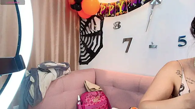 Snapshot of 1Sloppy_Fox4 chatting on 10.25.25 1Sloppy Fox4 online show from 10.25.25