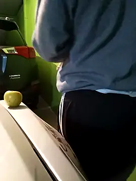 TheDoggyAss online show from 12.20.24