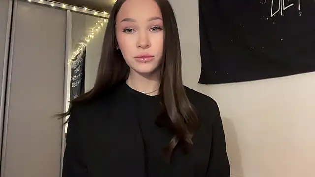 ur molly online show from 03.25.26