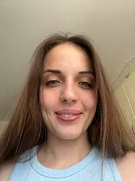 Snapshot of AmiLavs chatting on 12.20.24 AmiLavs online show from 12.20.24