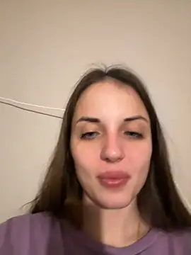 Snapshot of AmiLavs chatting on 02.26.25 AmiLavs online show from 02.26.25