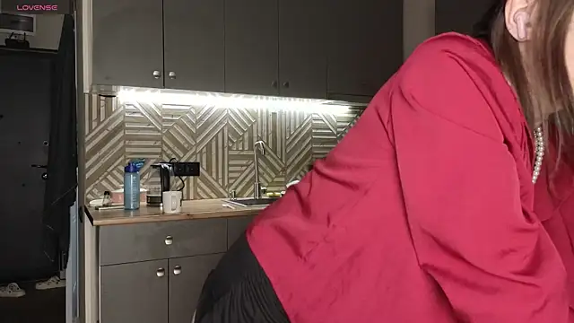 Snapshot of hoshina_sayeri chatting on 09.24.25 hoshina sayeri online show from 09.24.25