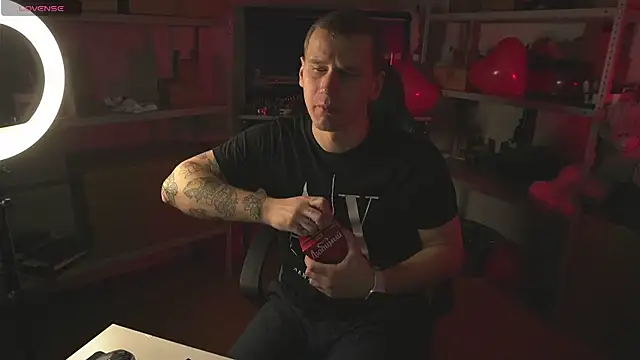 Snapshot of vance_rulez chatting on 02.15.25 vance rulez online show from 02.15.25