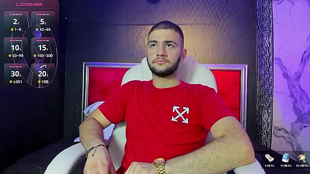 Snapshot of MaximusDick1_ chatting on 12.04.24 MaximusDick1 online show from 12.04.24