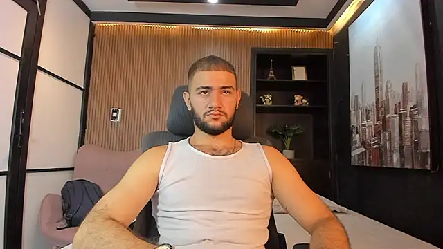 Snapshot of MaximusDick1_ chatting on 02.20.26 MaximusDick1 online show from 02.20.26