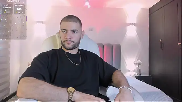 Snapshot of MaximusDick1_ chatting on 02.24.26 MaximusDick1 online show from 02.24.26