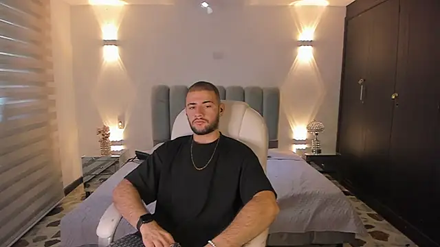 Snapshot of MaximusDick1_ chatting on 03.02.26 MaximusDick1 online show from 03.02.26